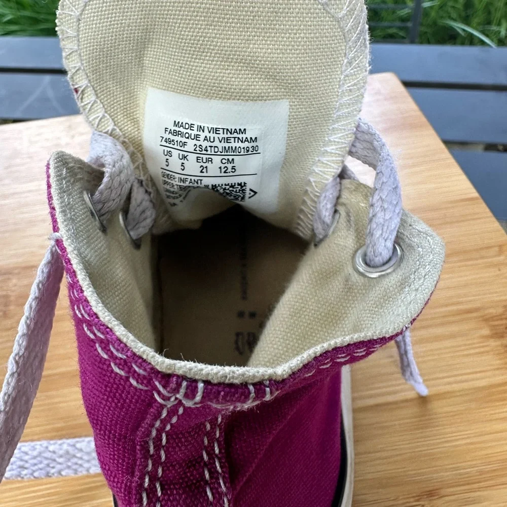 Converse All Star Infant Baby Girl Size 5 High Top Sneaker Shoes! Pink!